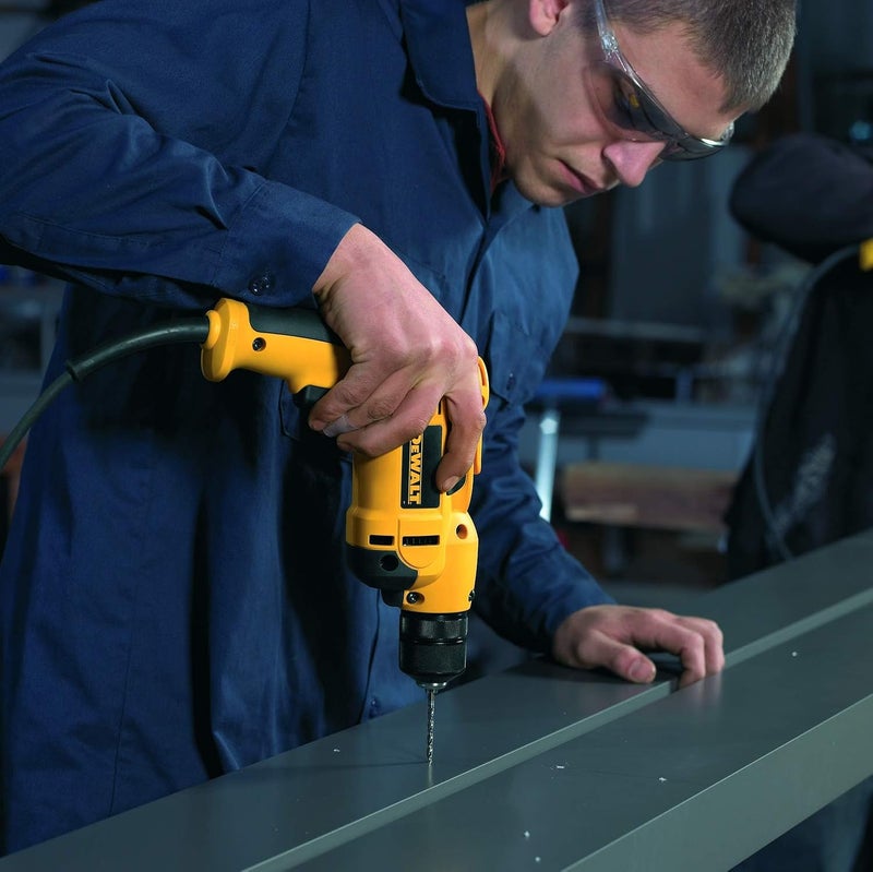 DeWalt 10mm Rotary Drill with Keyed Chuck, Yellow/Black, DWD112-B5 - Image 2